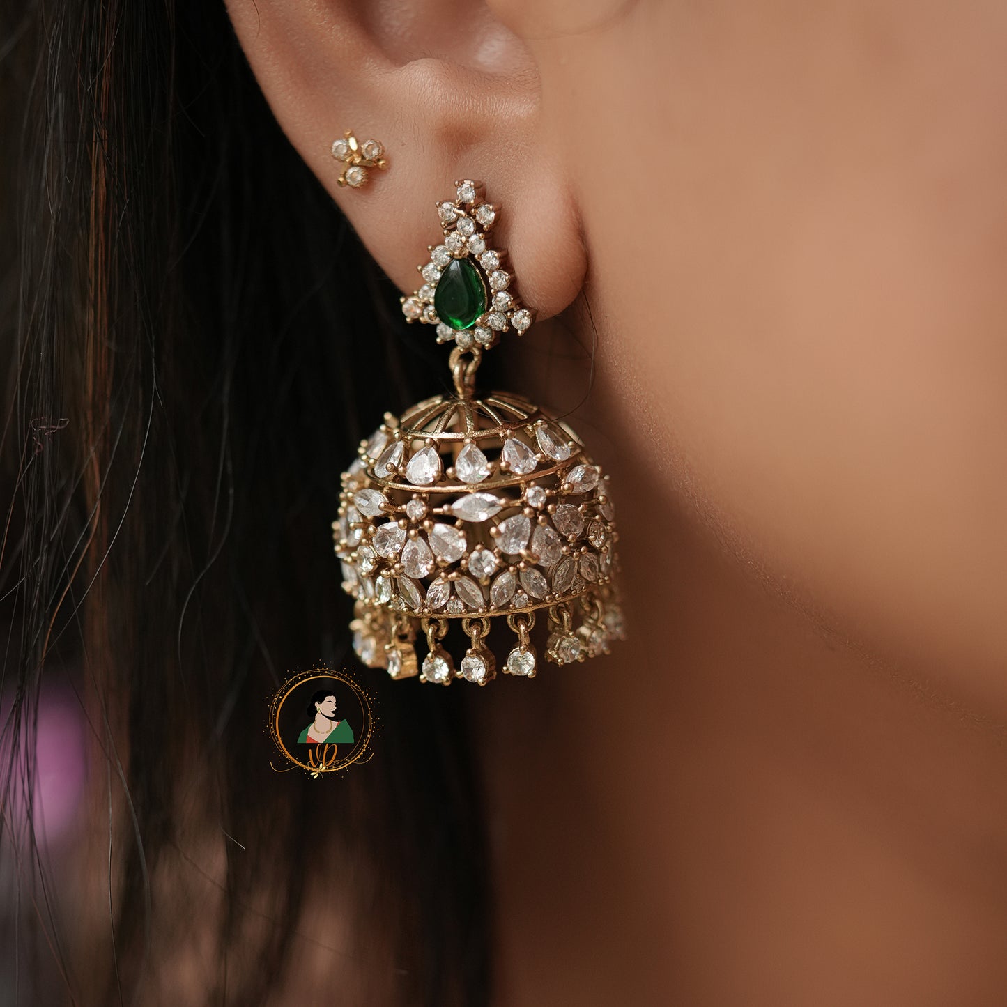 Emerald & White Stone Zircon Jhumka