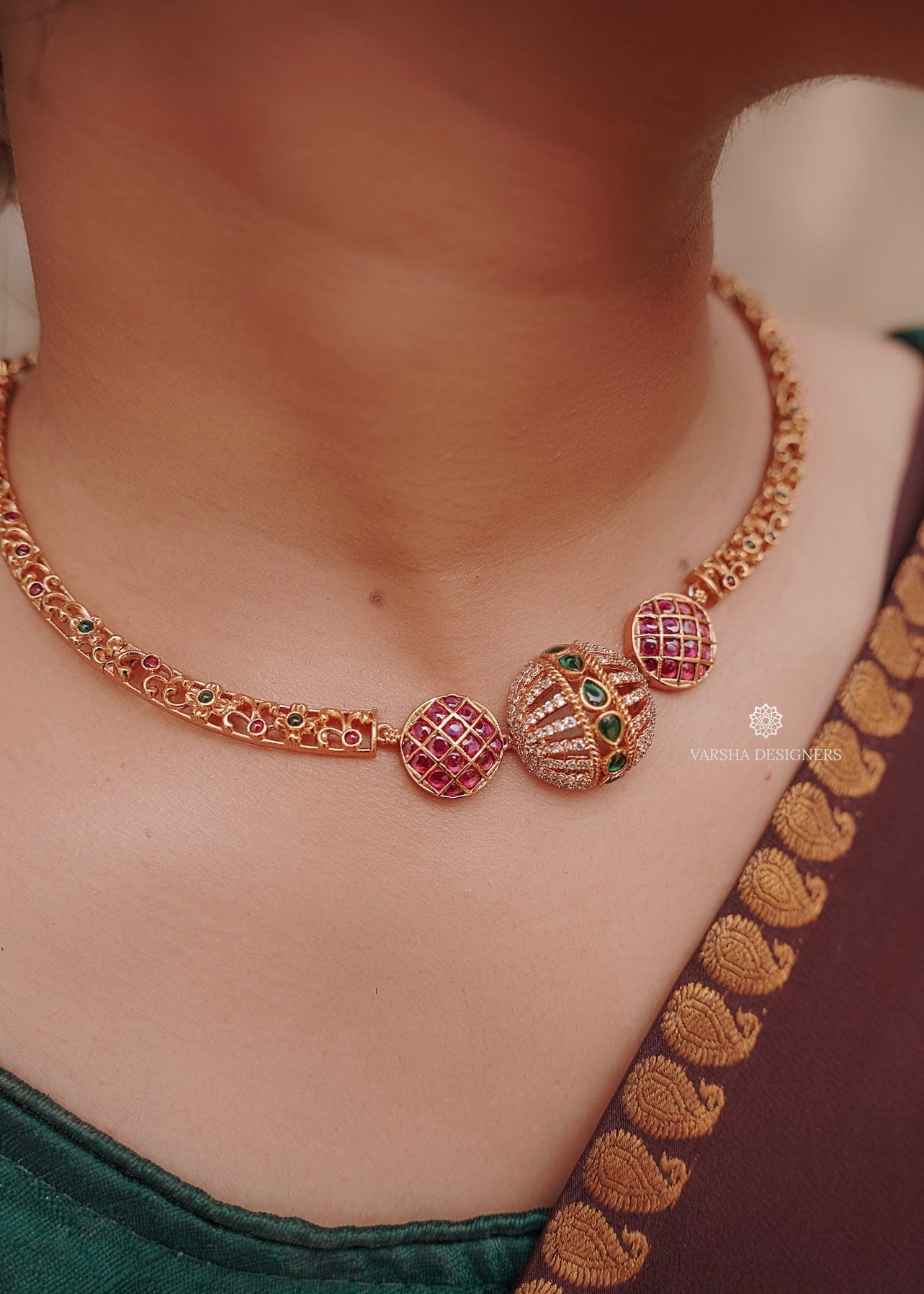 Antique Finish Kemp Necklace Set