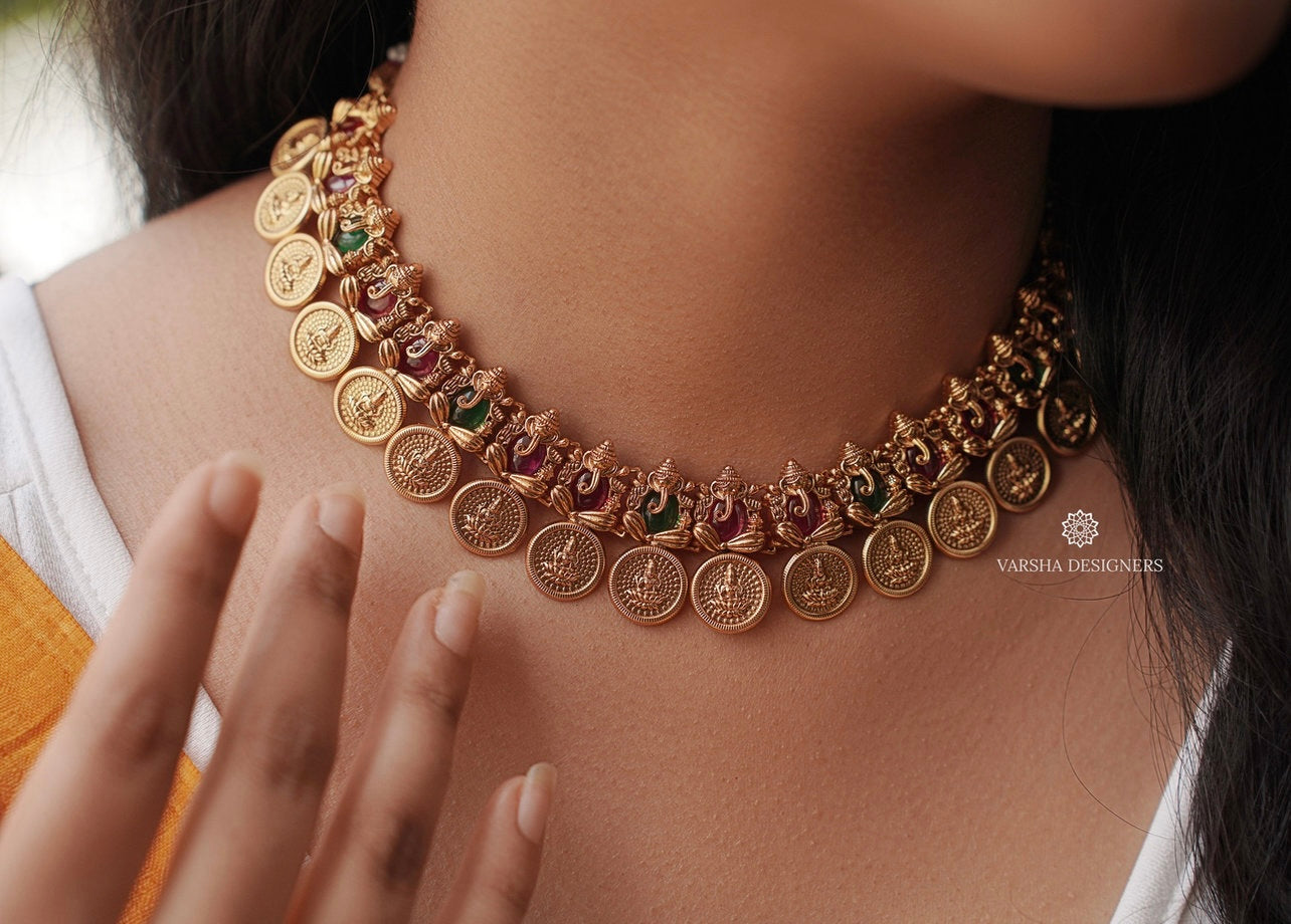 Antique Finish Kemp Stone Coin Necklace