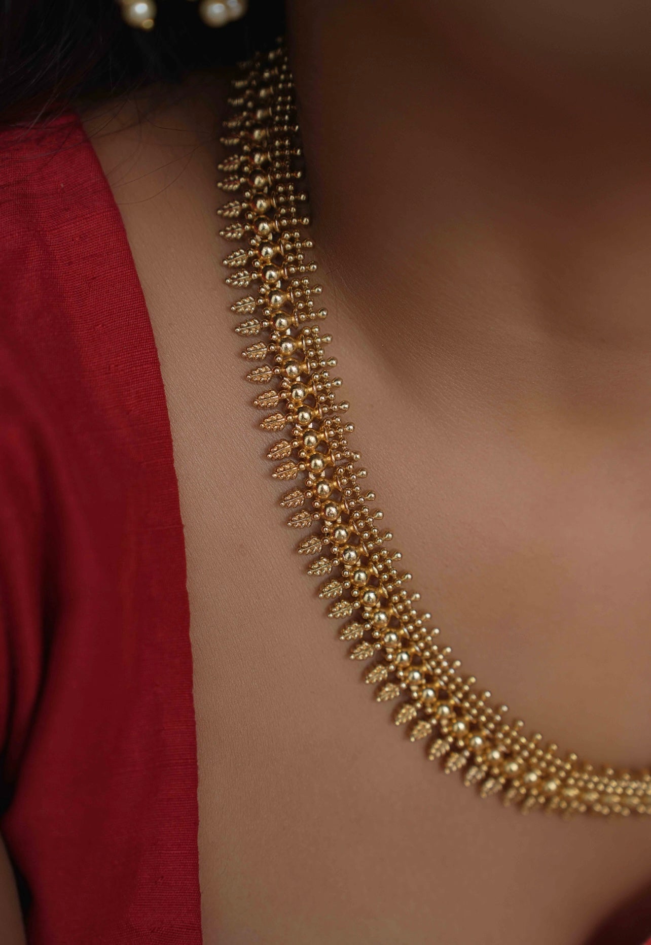 Antique Finish Mullamottu Haram Set