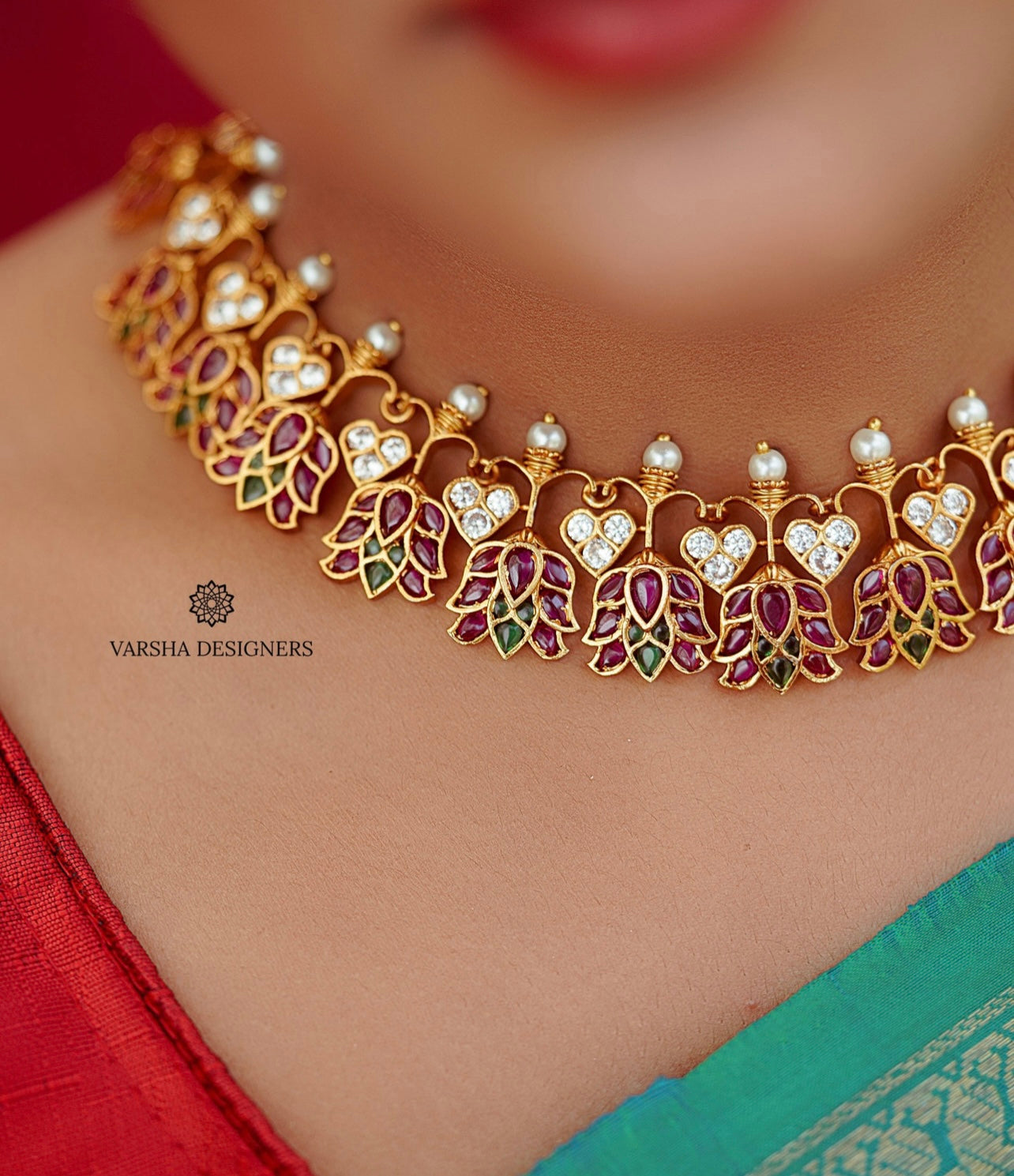 Antique Kemp Stone Inverted Lotus Necklace