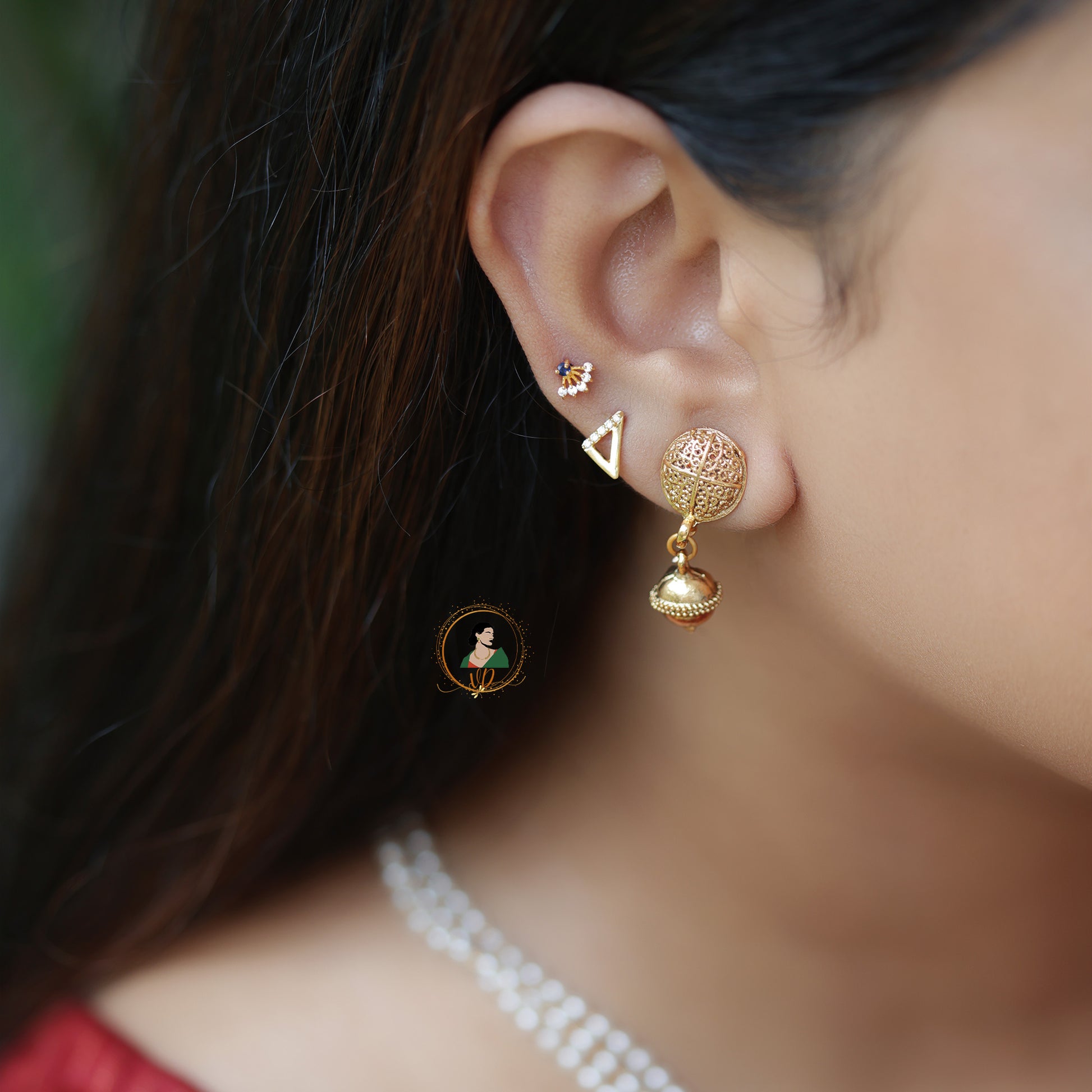 Beautiful Pearl Layered Short Haram