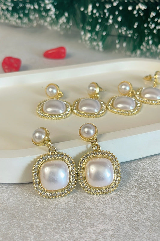 Classy Pearl Stud Earrings
