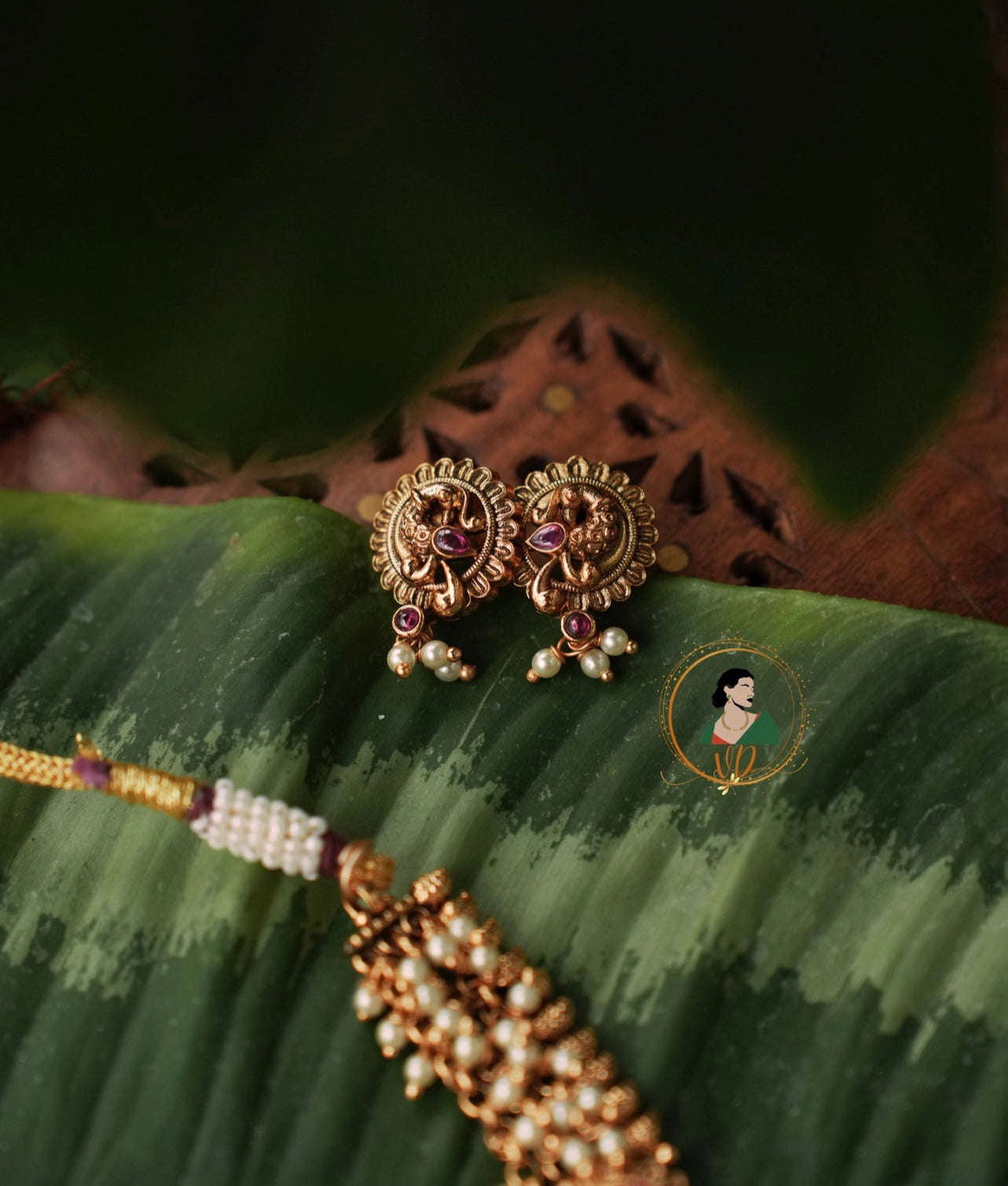 Cluster Pearl Peacock Necklace Set