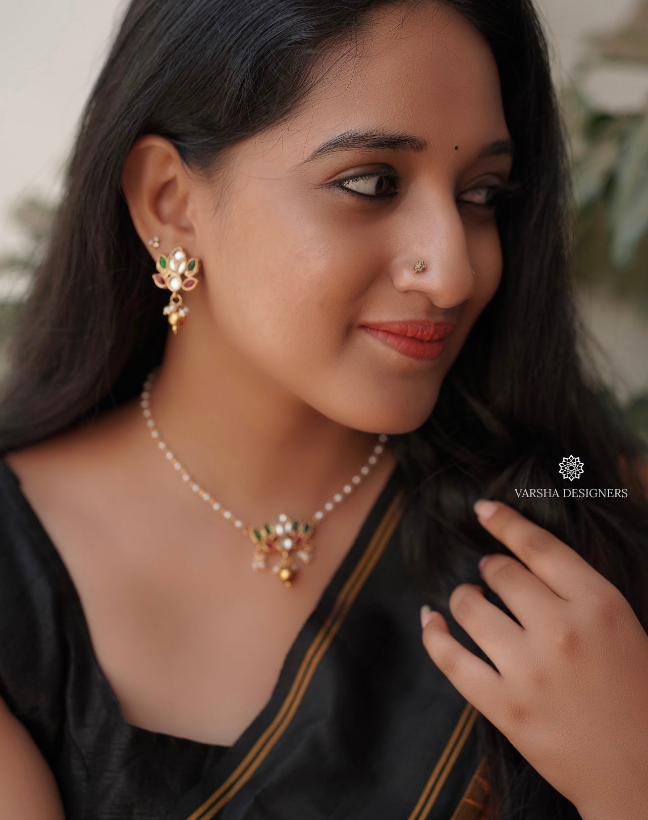 Cute Lotus Single Line Pearl Choker Set
