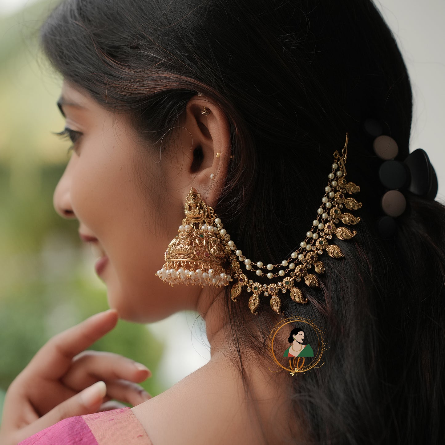 Divine Edition Jhumka Set