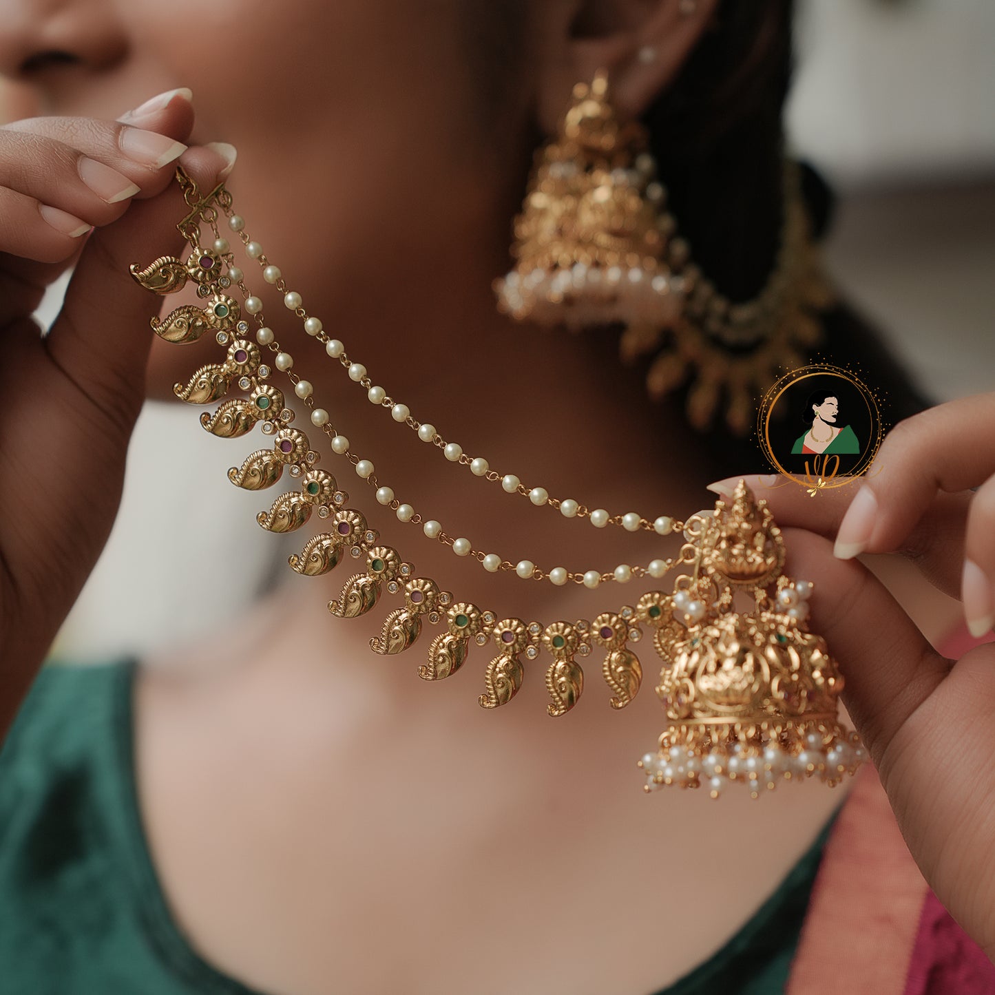Divine Edition Jhumka Set