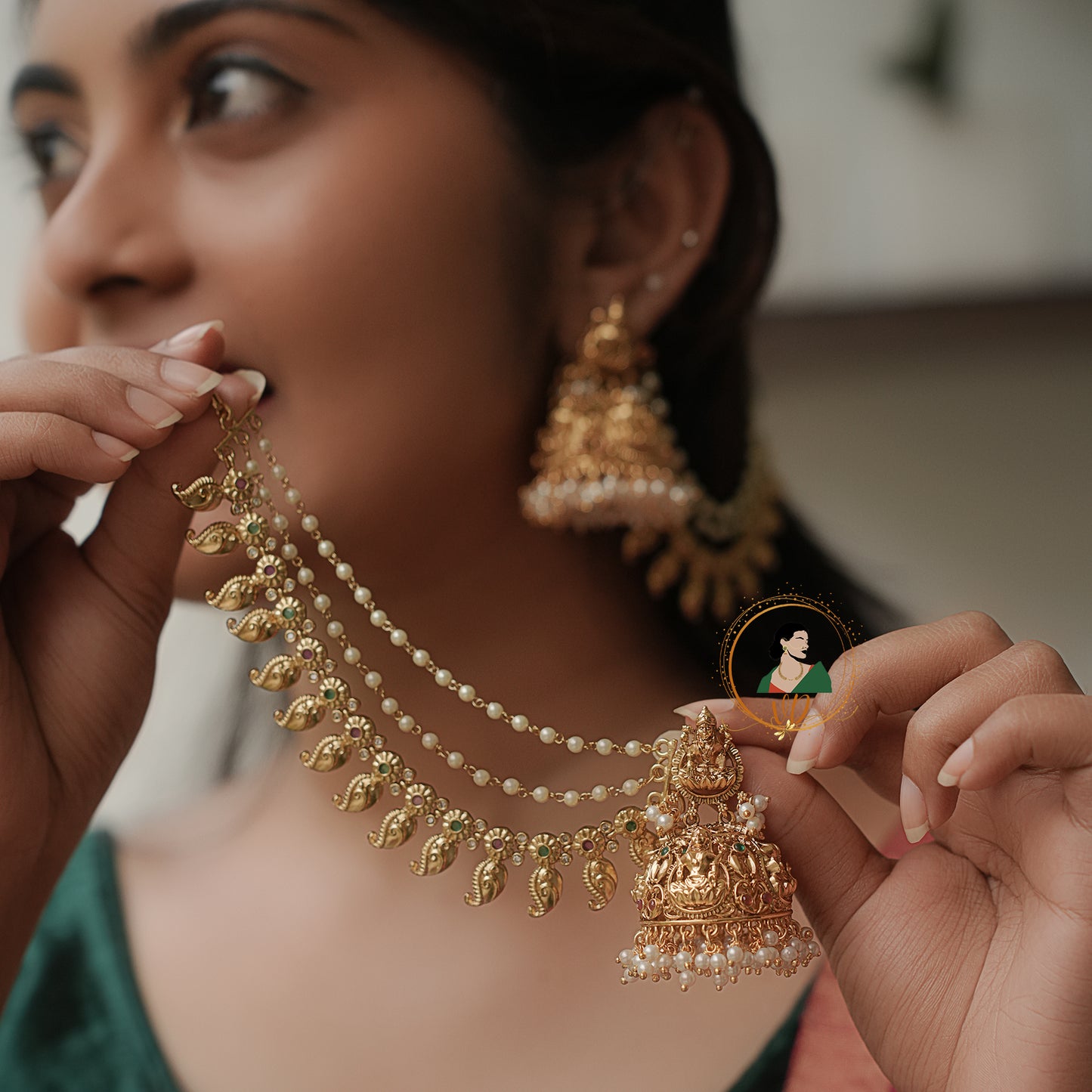 Divine Edition Jhumka Set