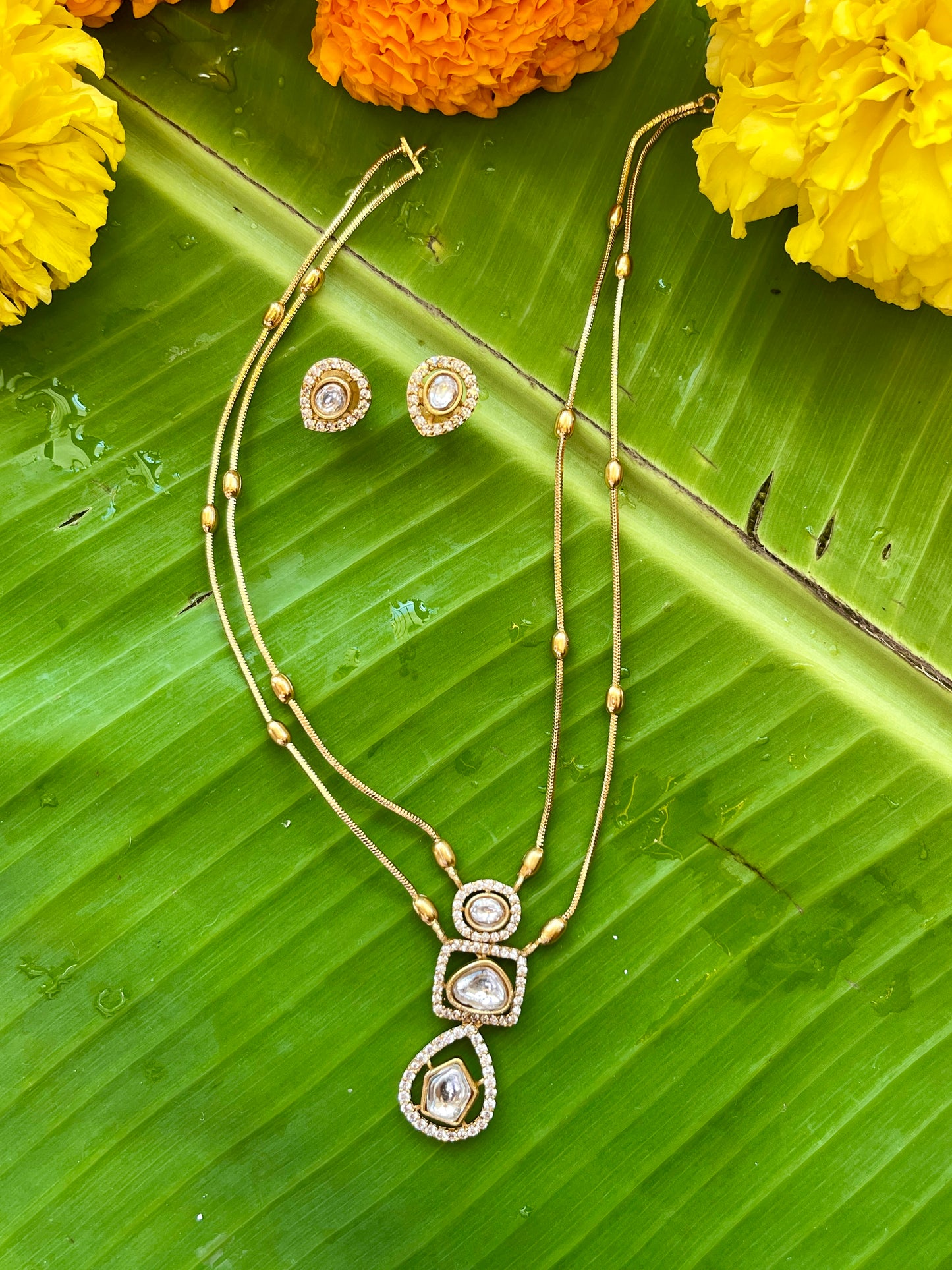 Dual White Stone Invisible Necklace Set
