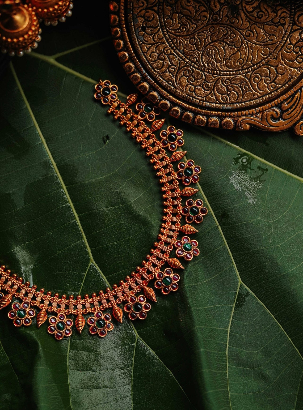 Floral Antique Kemp Necklace Set