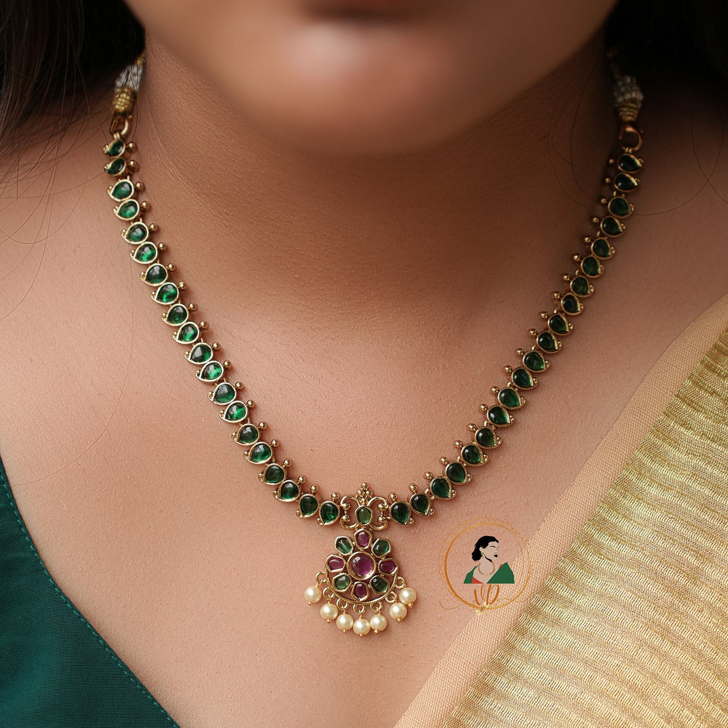Gold Finish Green Attigai Necklace Set