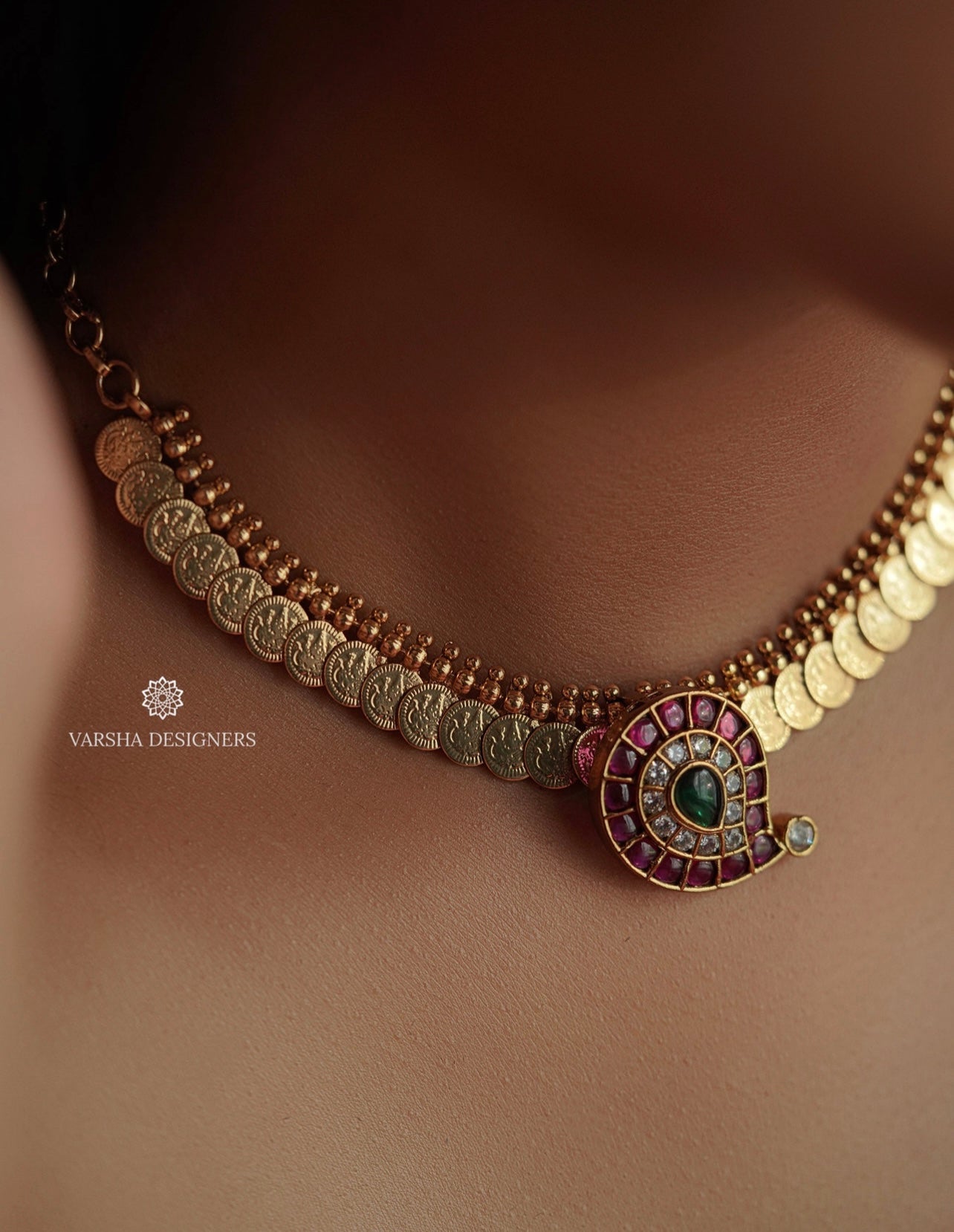 Gold Finish Pure Mango Kemp Kasumala