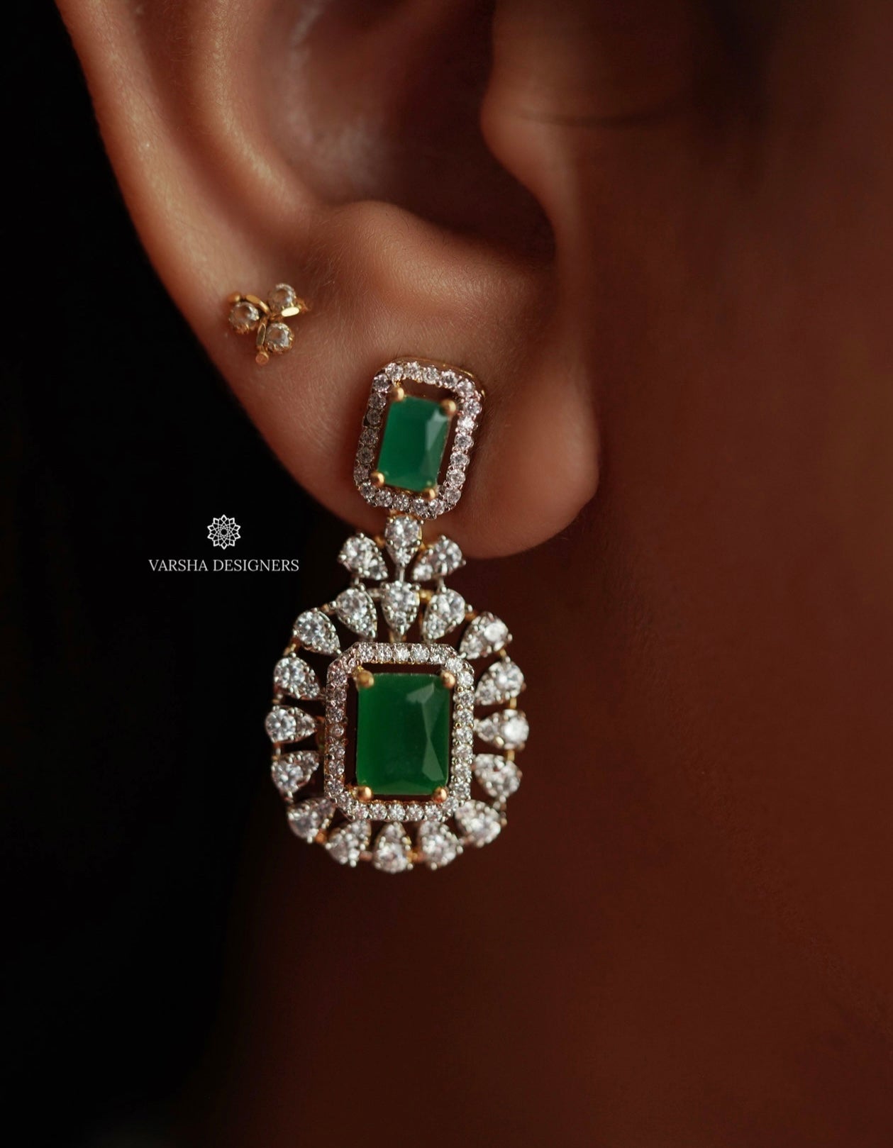 Gold Finish Zircon Stone Emerald Necklace