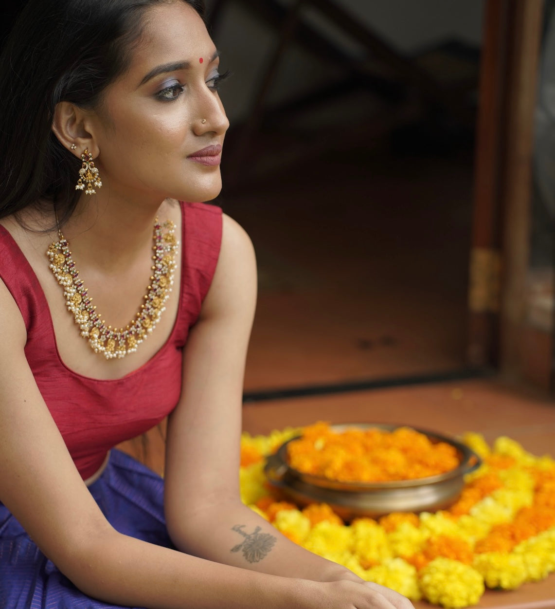 Gold Look Guttapusalu Necklace Set