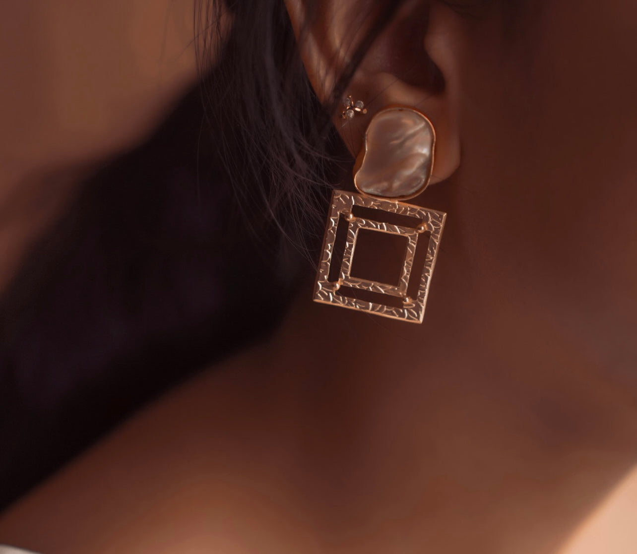 Baroque Pearl Earrings