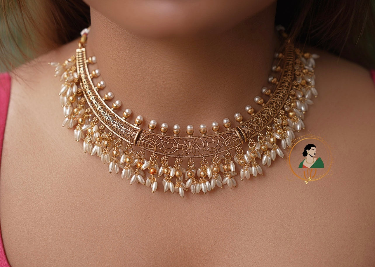 Cluster Rice Pearl Choker