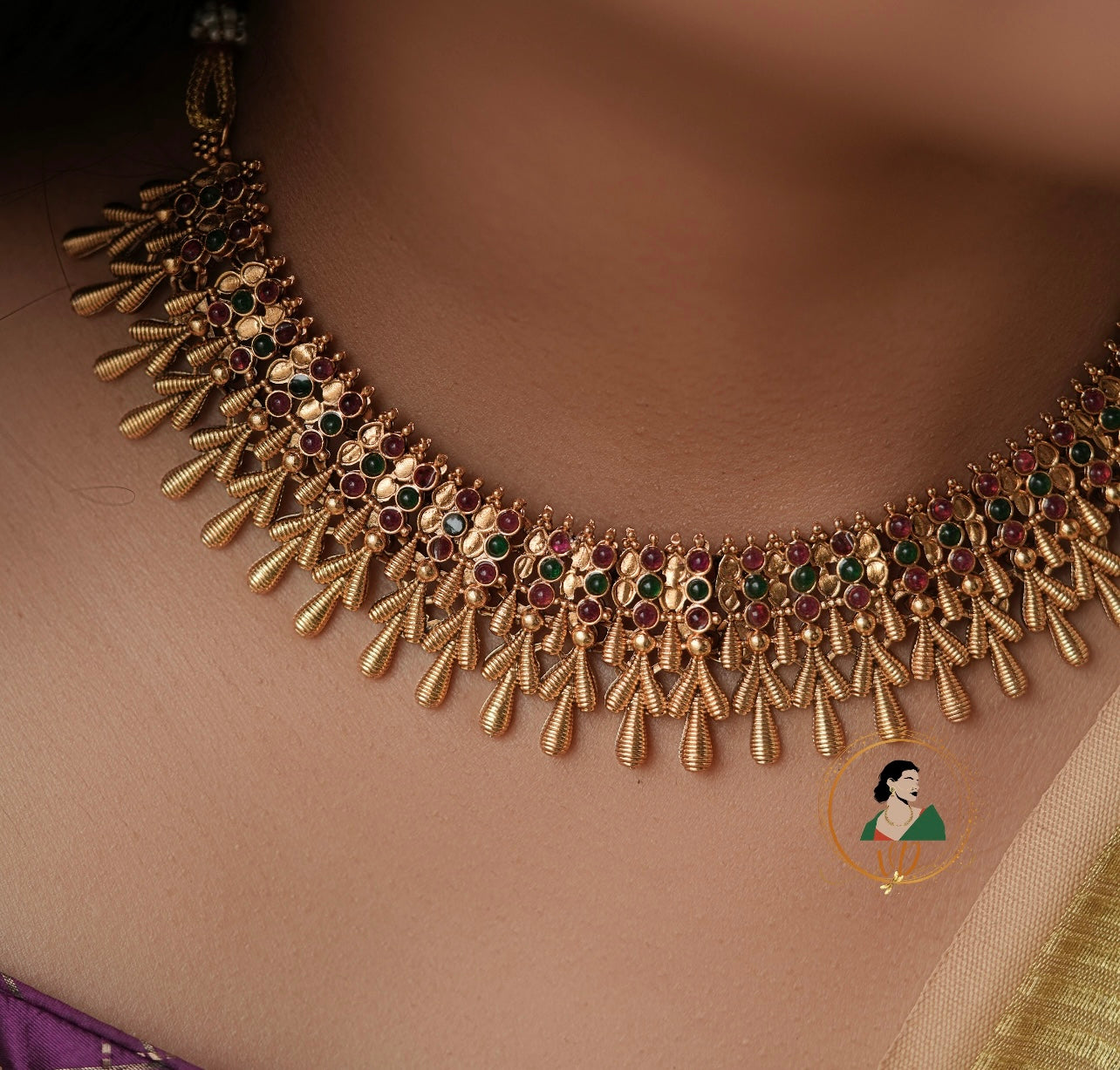 Stunning Rivet Necklace Set