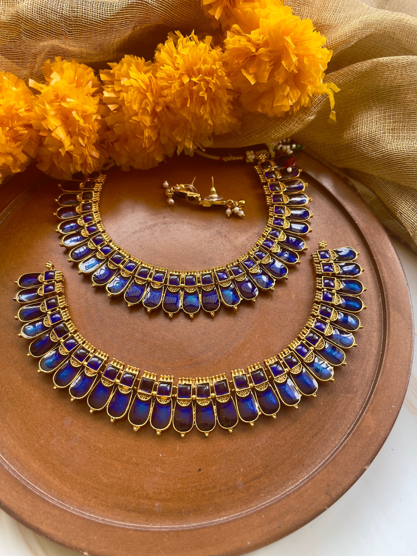 Traditional Sapphire Stone Necklace Set
