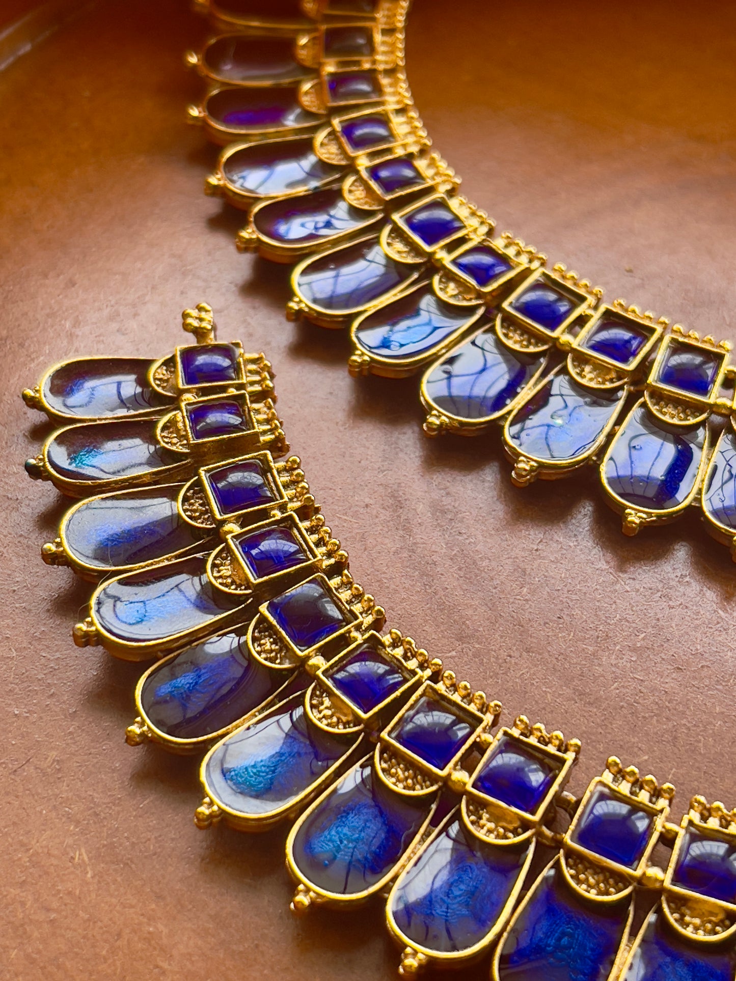Traditional Sapphire Stone Necklace Set