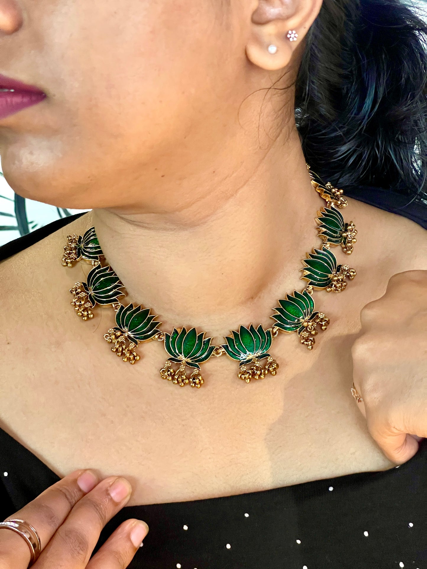 Tamarai - Lotus Necklace