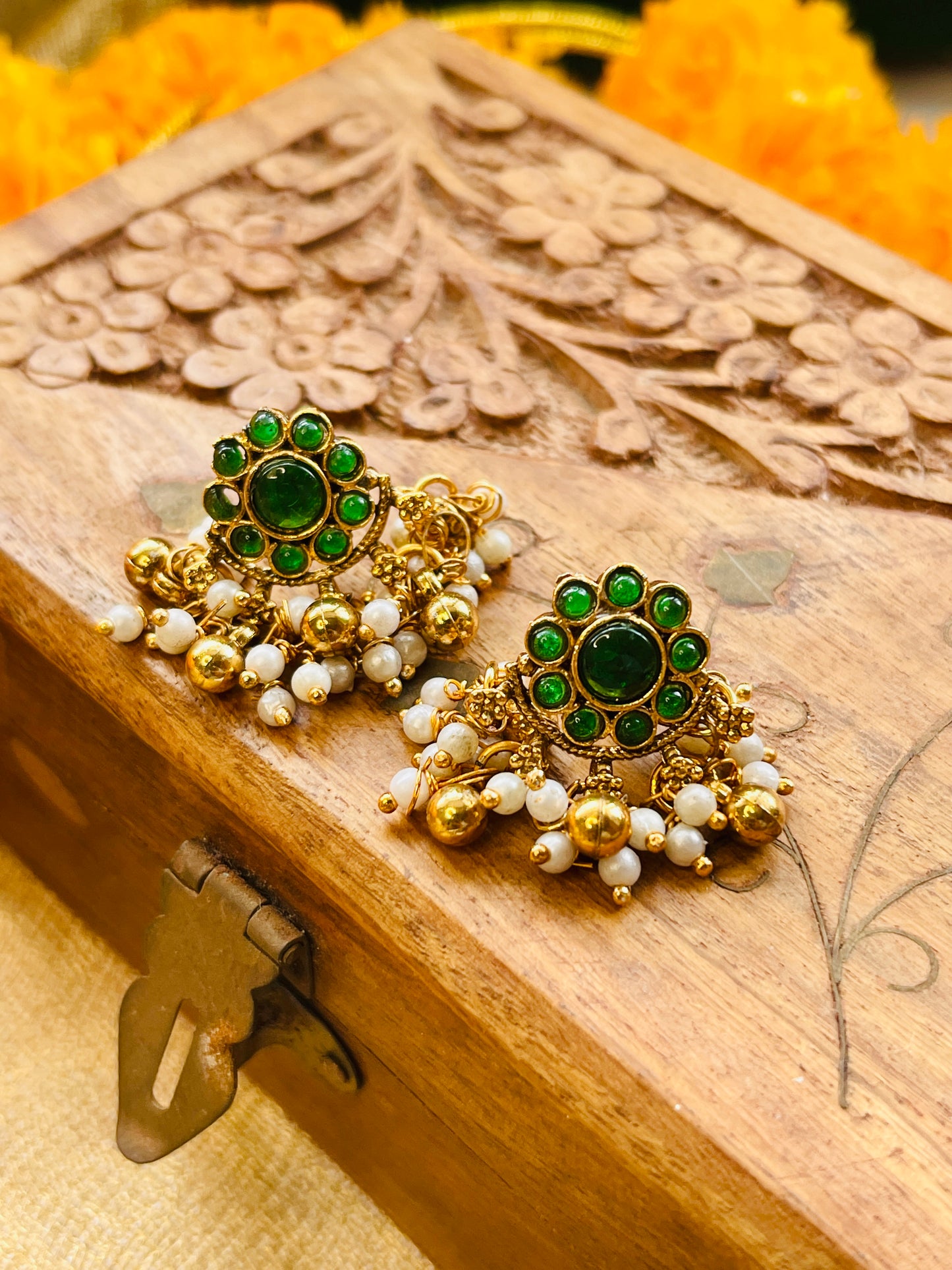 Adorable Emerald Leaf Haram