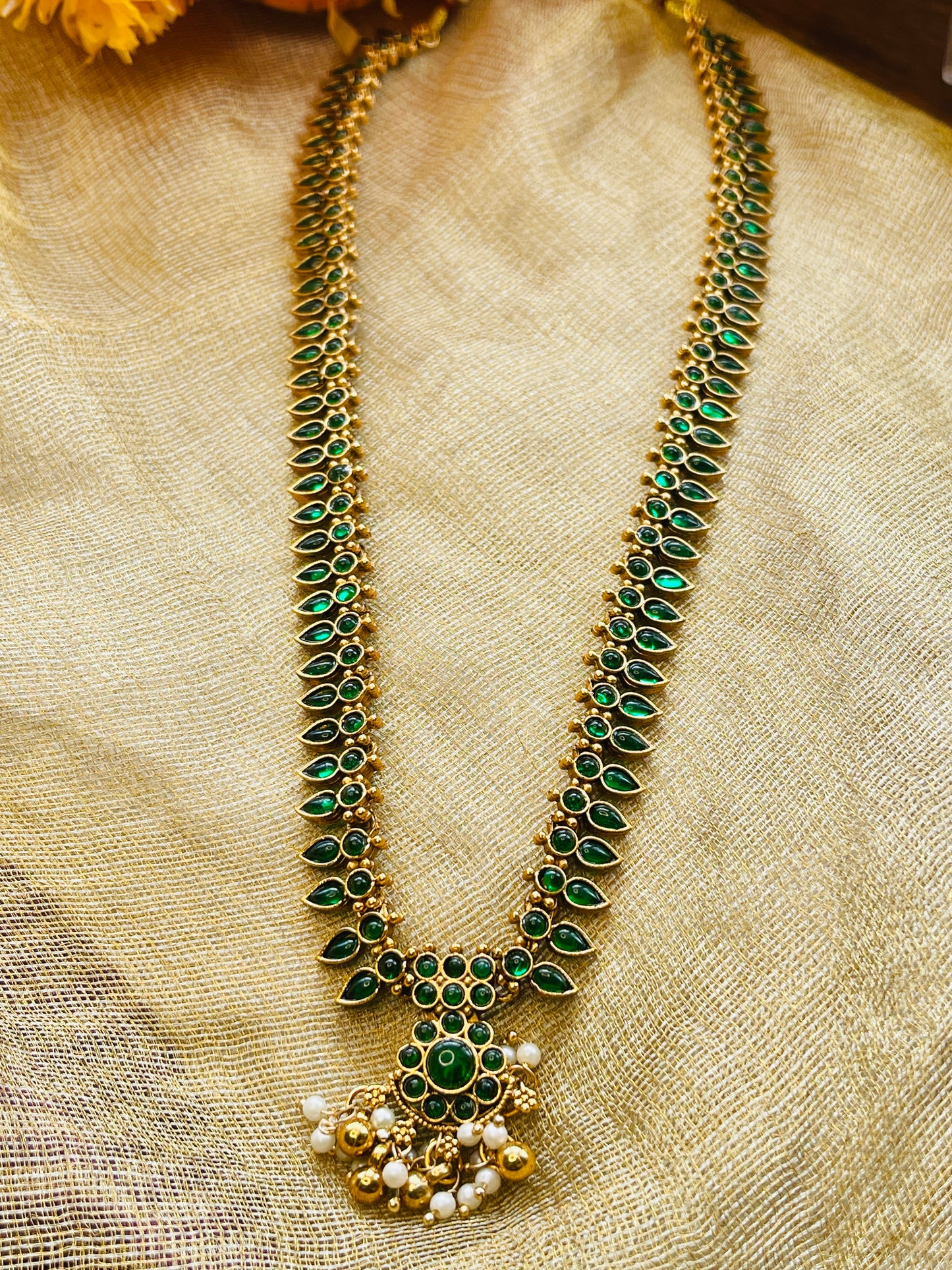 Adorable Emerald Leaf Haram