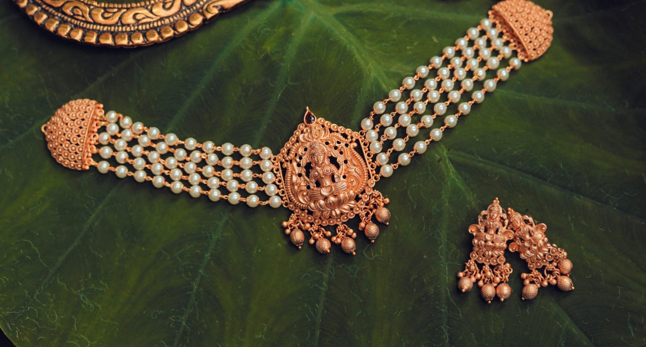 Matte Finish Dwarapalakas Pearl Choker