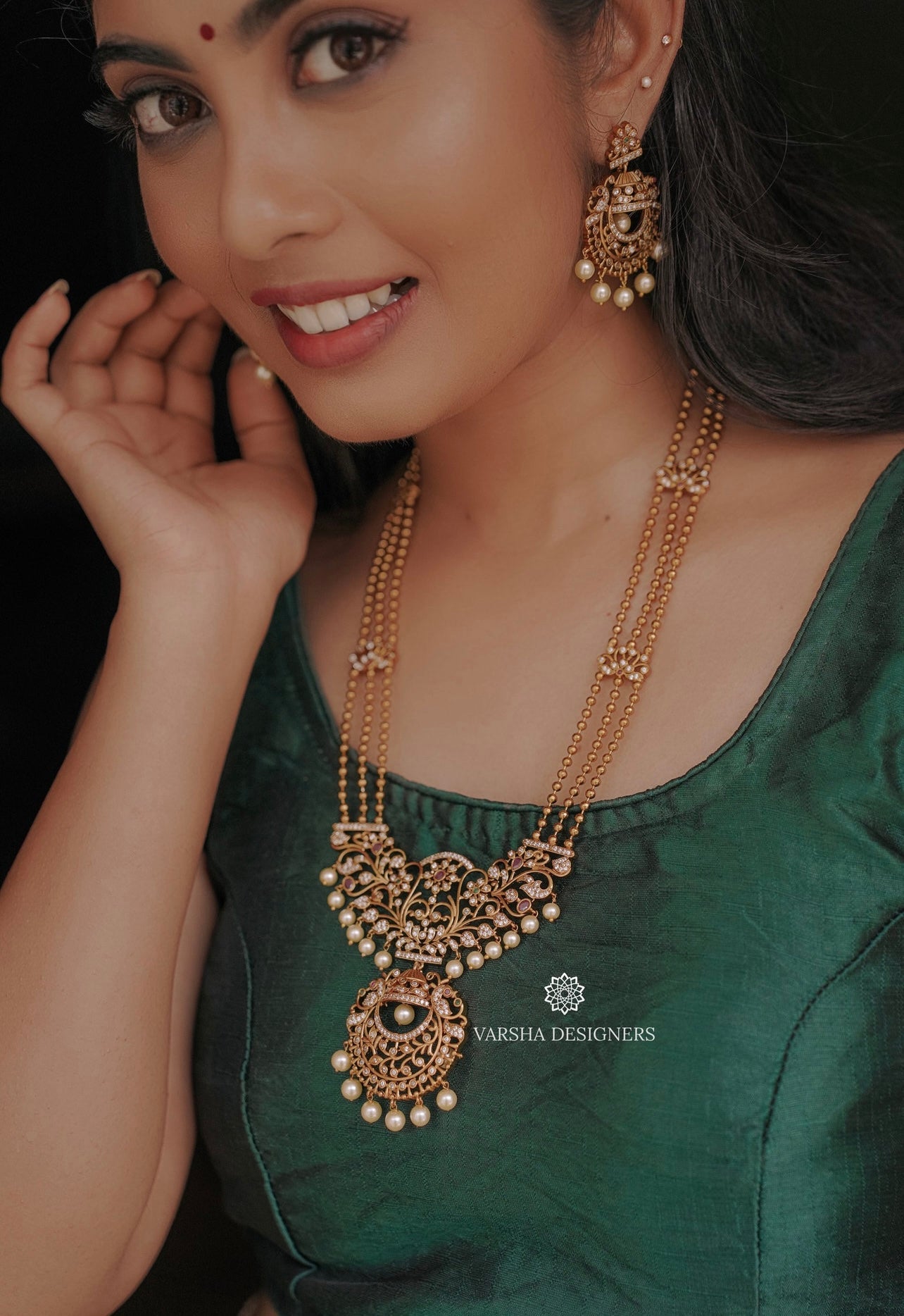 Matte Finish Chaandbaali Haram Set