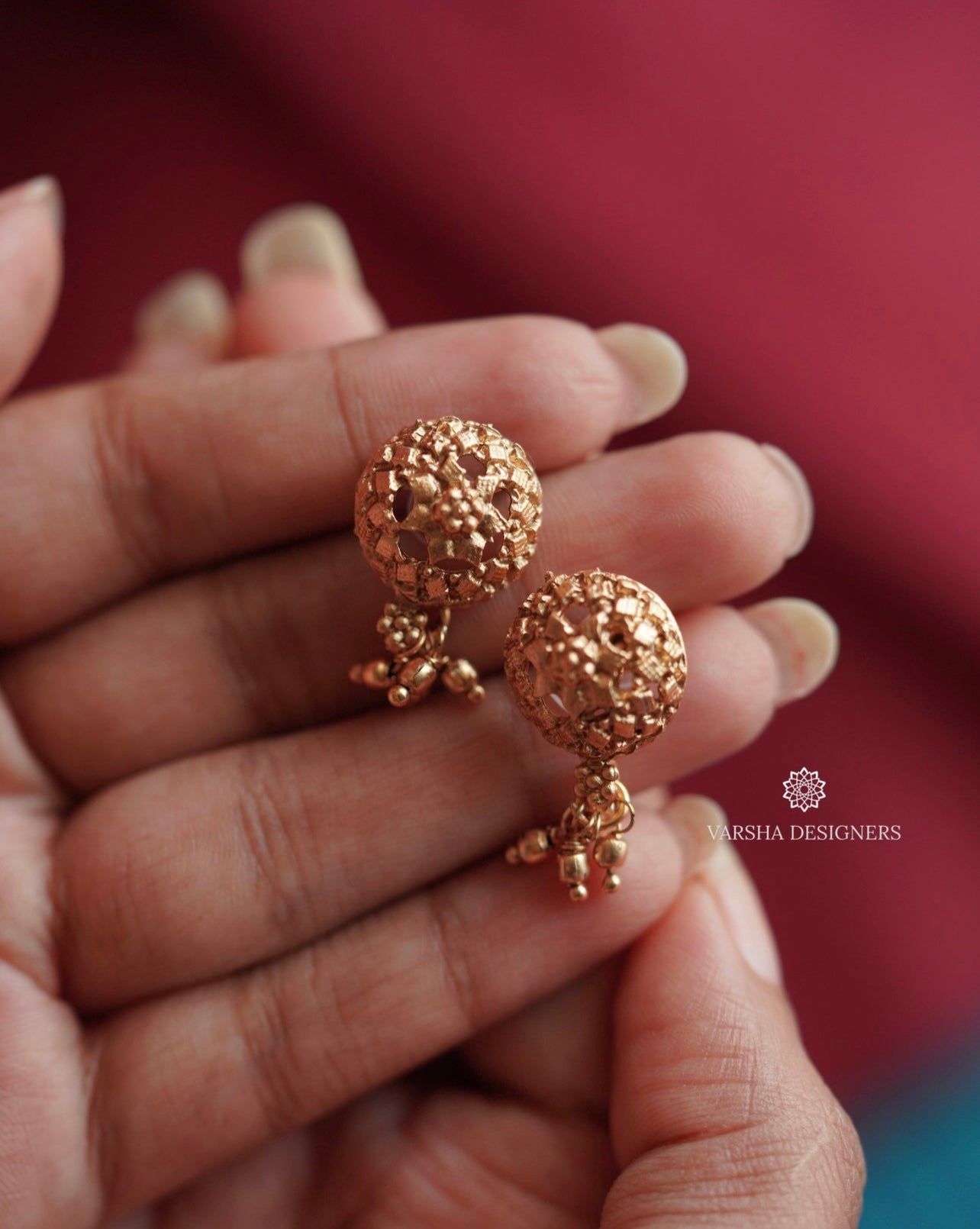 Matte Finish Golden Gungru Choker Set