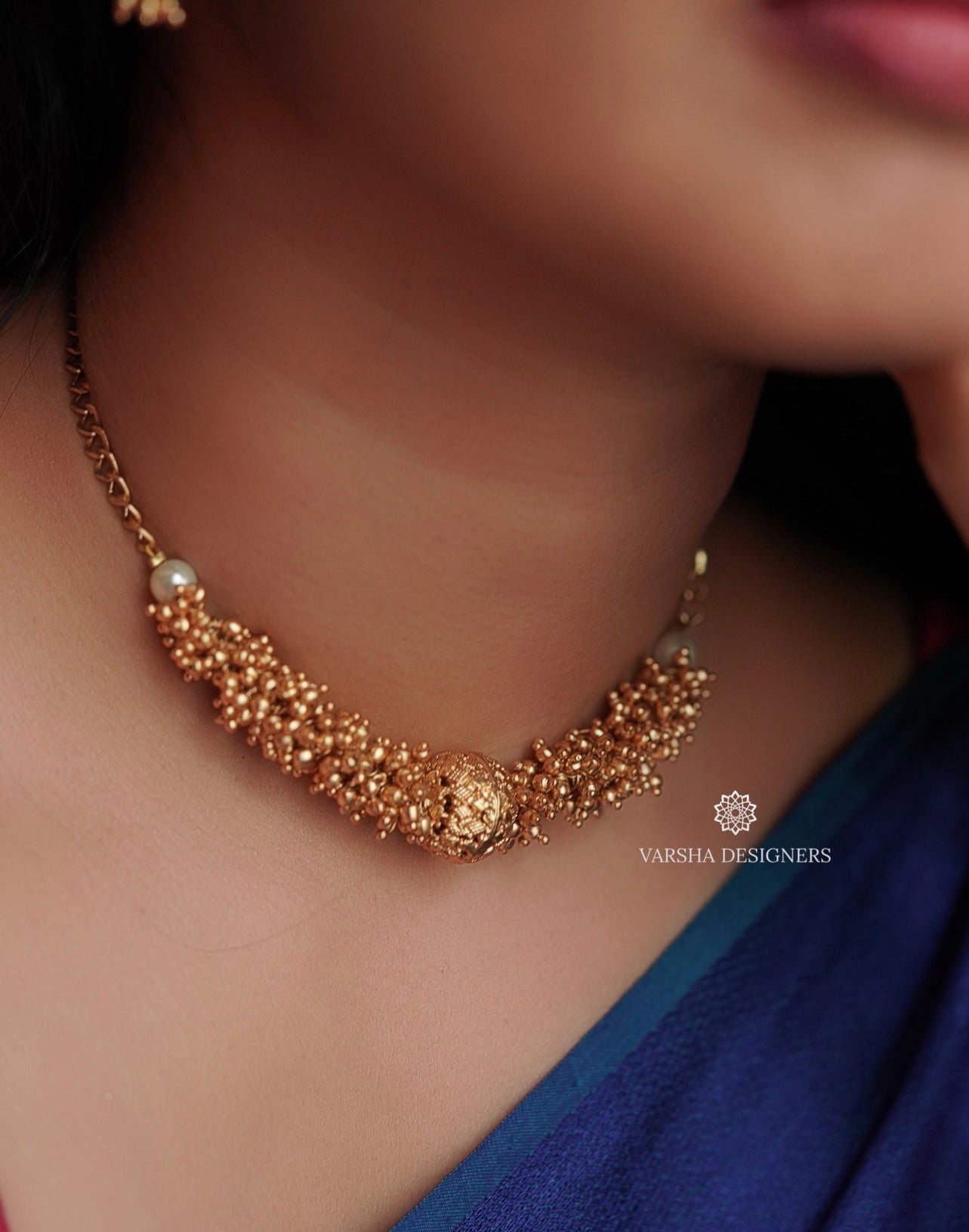 Matte Finish Golden Gungru Choker Set