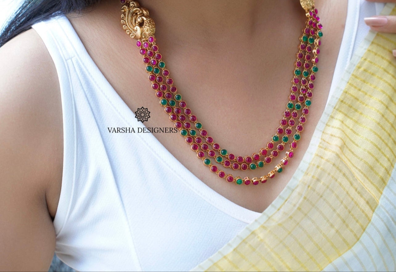 Matte Finish Peacock Mugappu Kemp Haram