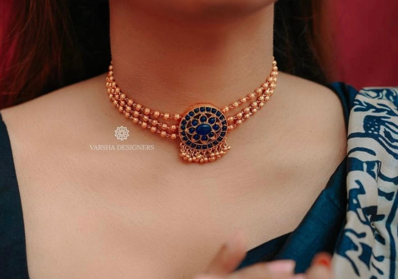 Matte Finish Sapphire Stone Choker