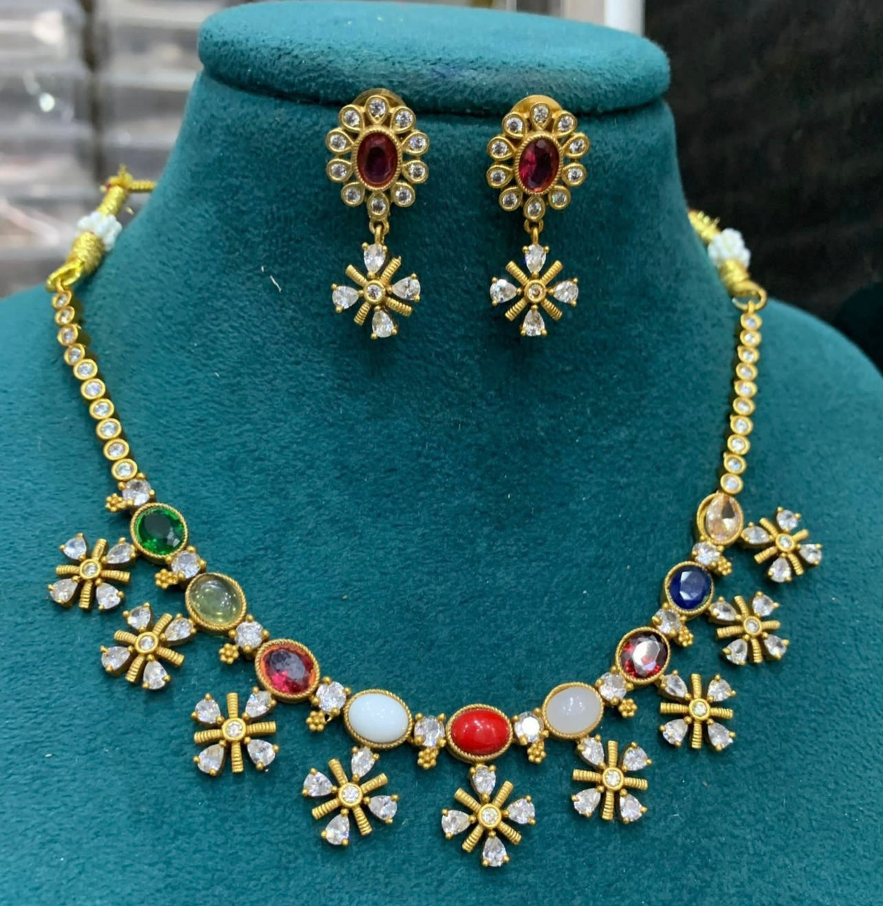 Panchratan Stone Necklace Set