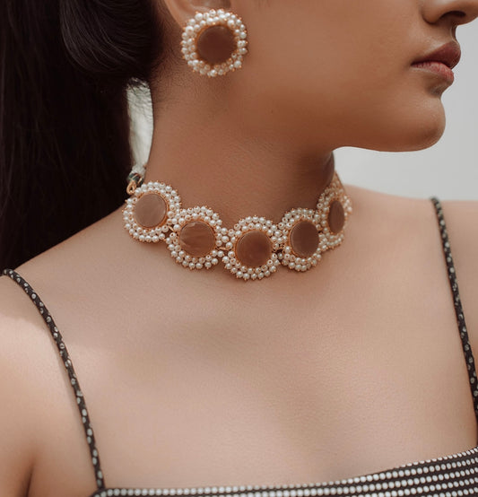 Russet Pearl Choker Set