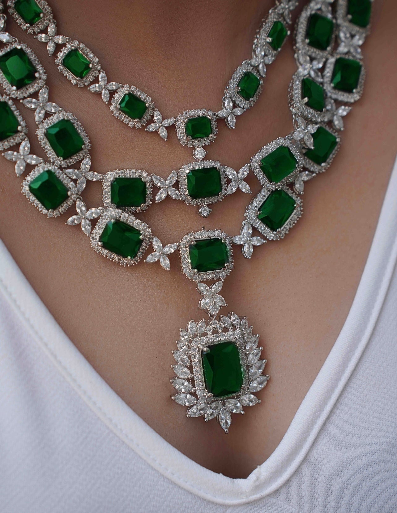 Silver Finish Zircon Stone Emerald Haram