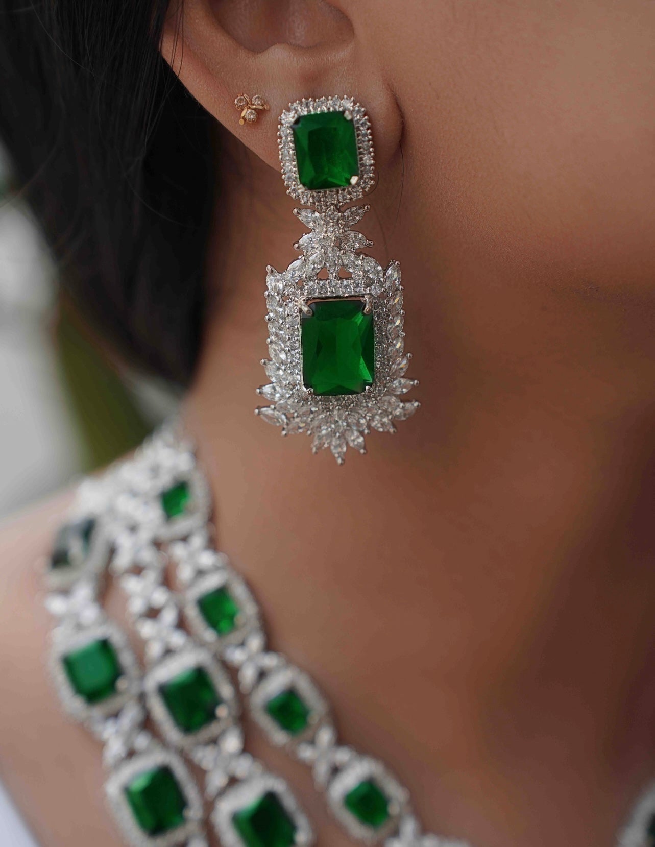 Silver Finish Zircon Stone Emerald Haram