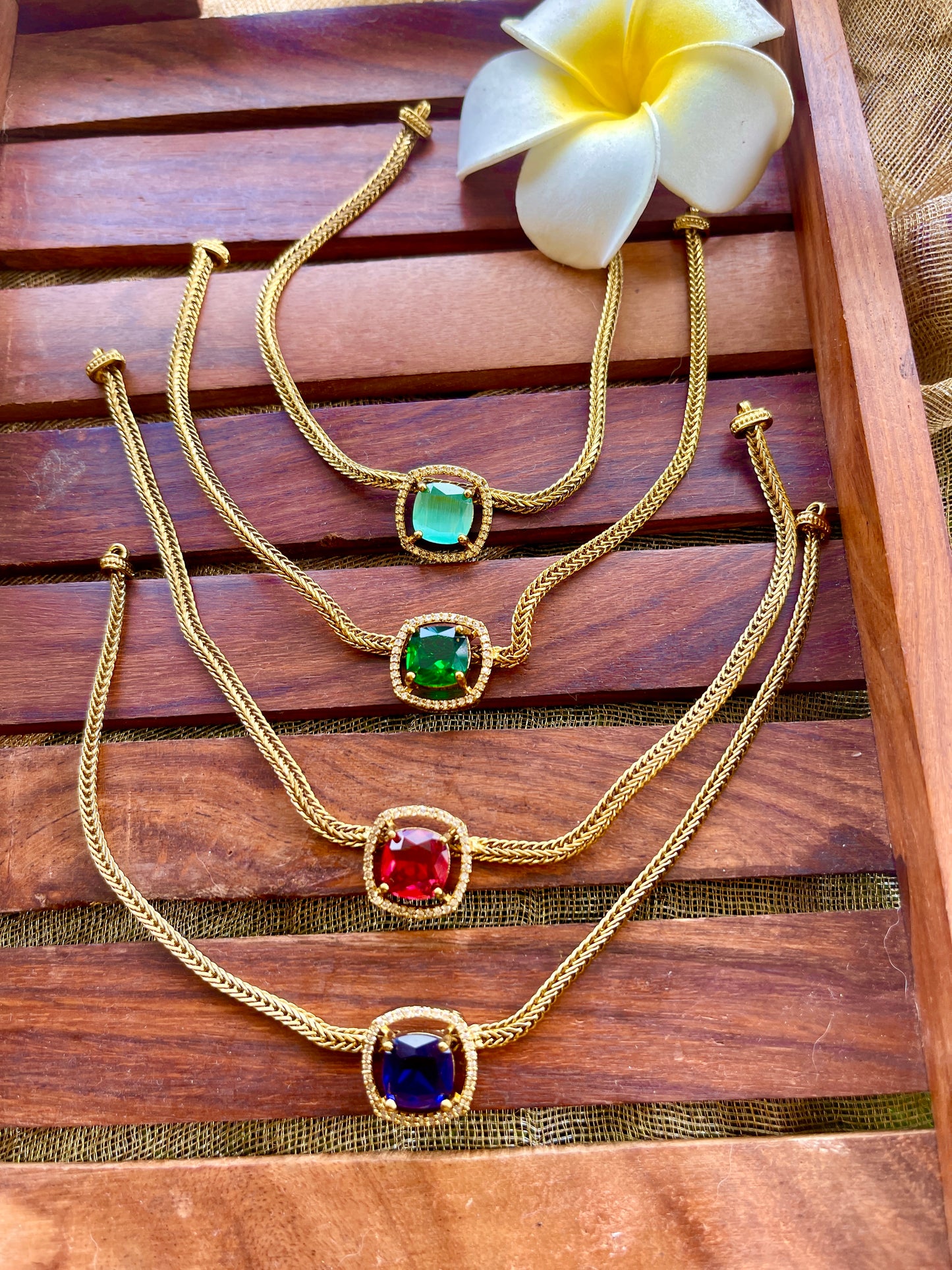 Simple Stone Choker
