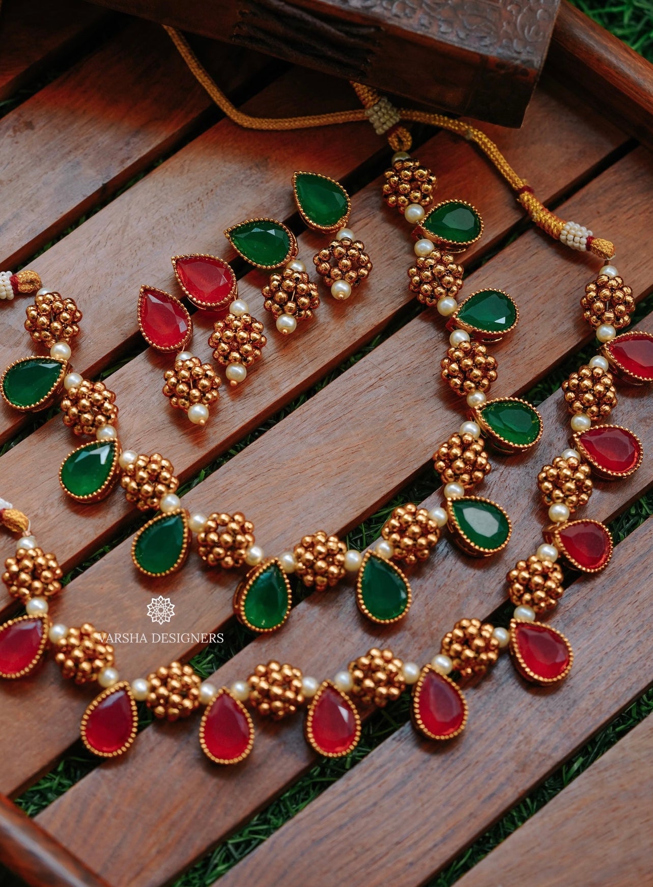 Teardrop Stone Necklace Set