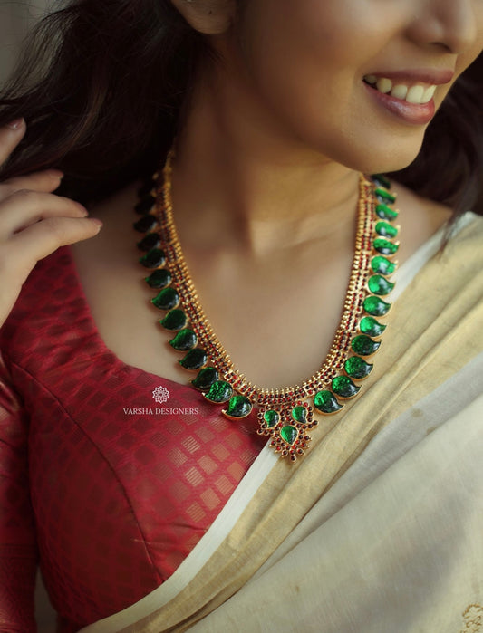 Traditional Kerala Style Palakka Maala