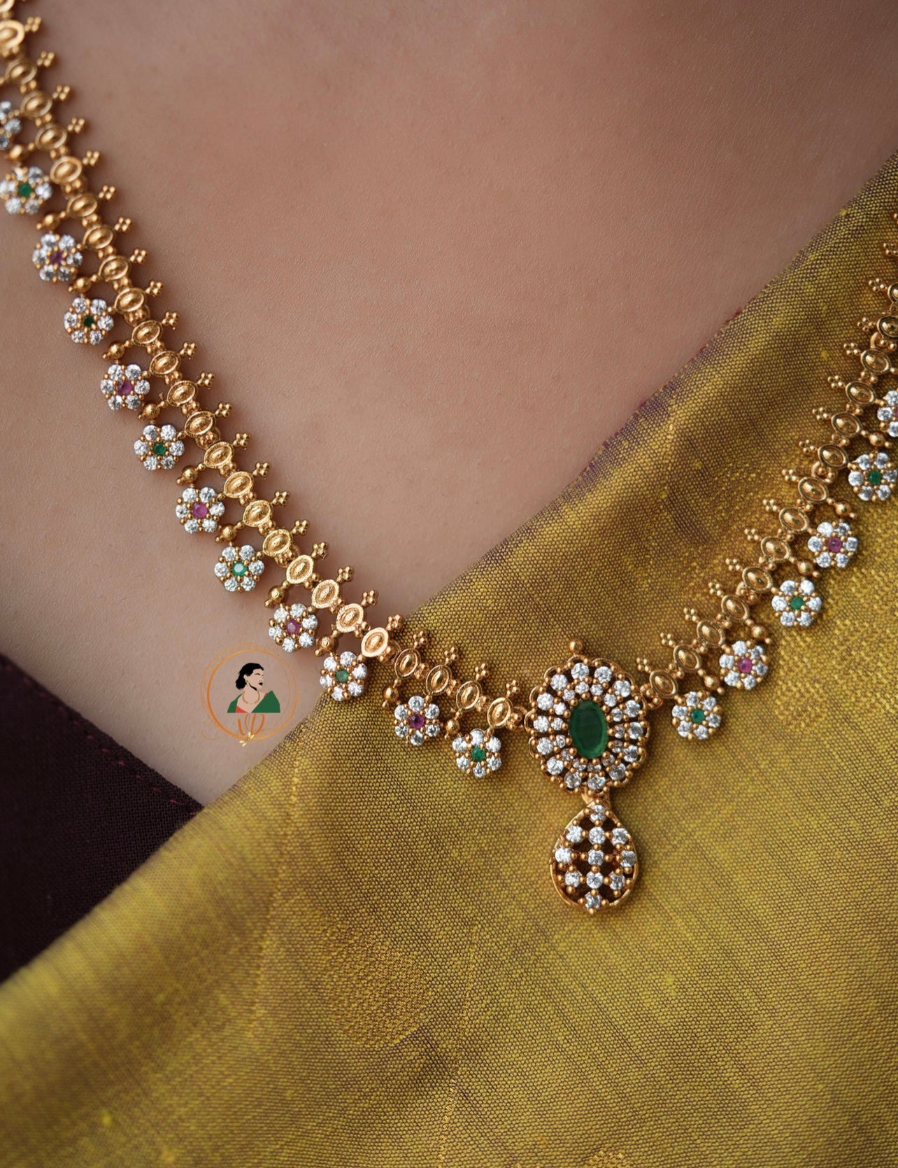 Trendy Simple White Stone Haram