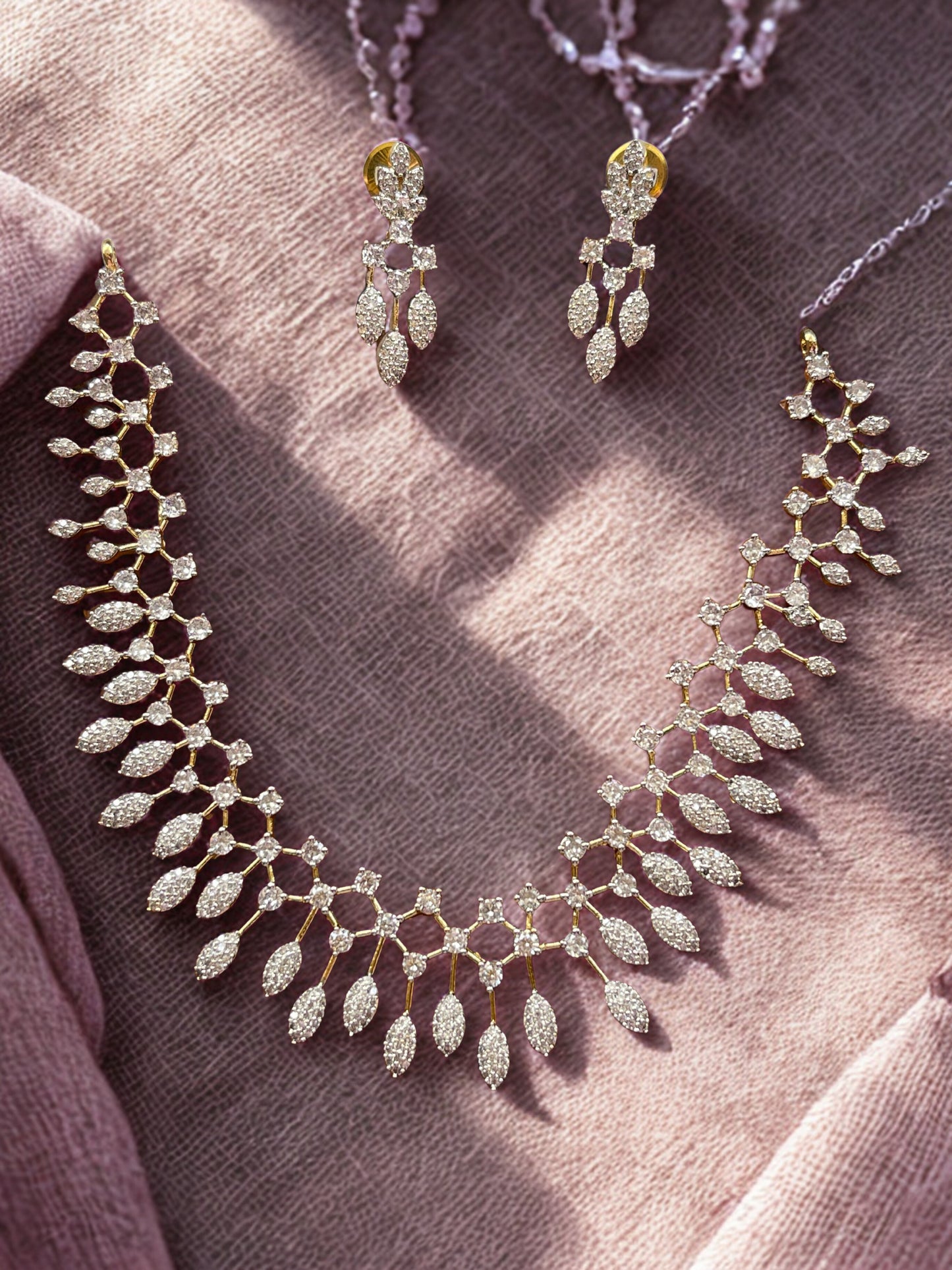 White Stone Teardrop Necklace Set