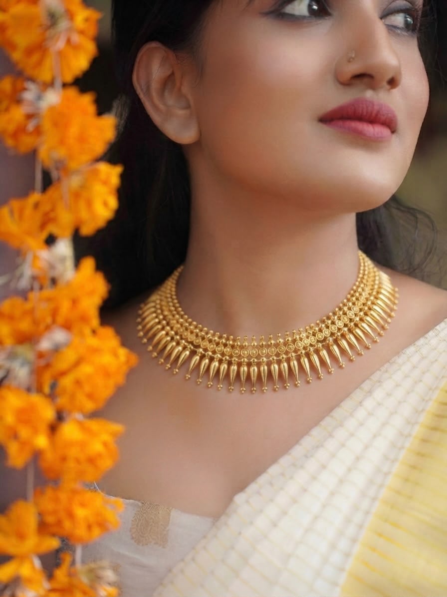 Mullamottu Necklace