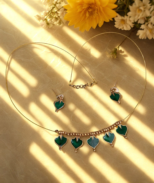 Gold Finish Invisible Palakka Necklace Set