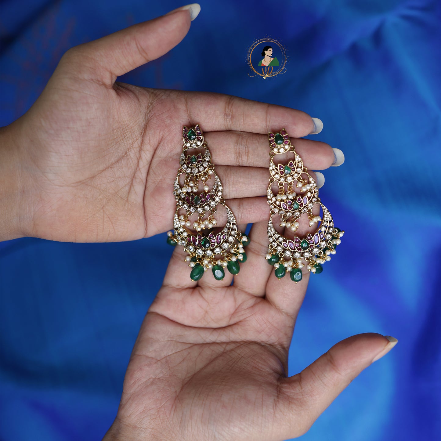 Layered Emerald Chaandbaali