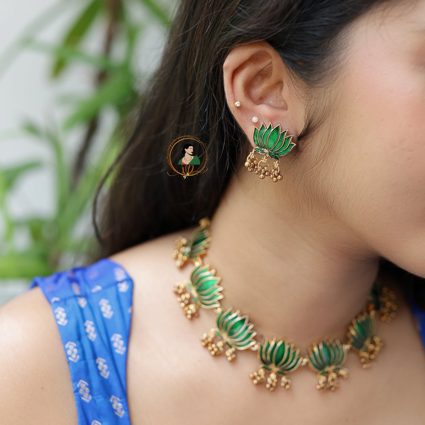Emerald Lotus Necklace Set