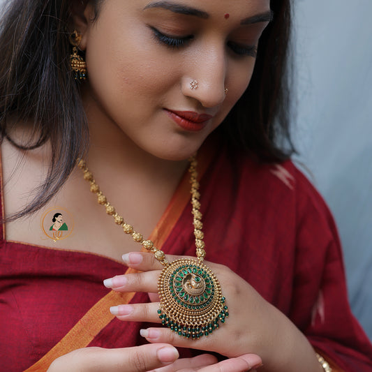 Emerald Chakra Haram