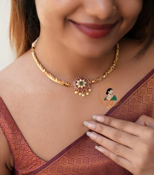 Antique Finish Hasli Choker with Kemp Pendant