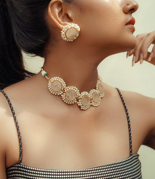 Apricot Raw Stone Pearl Choker