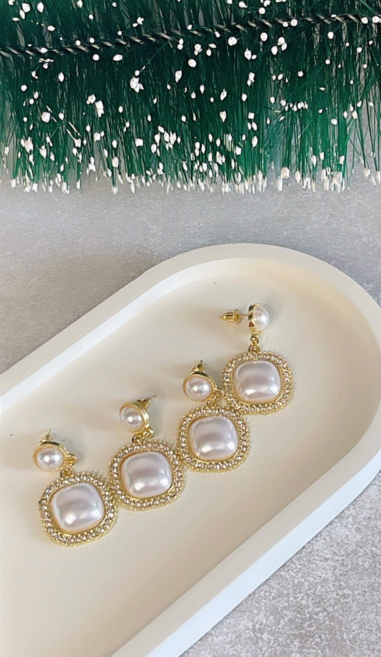 Classy Pearl Stud Earrings