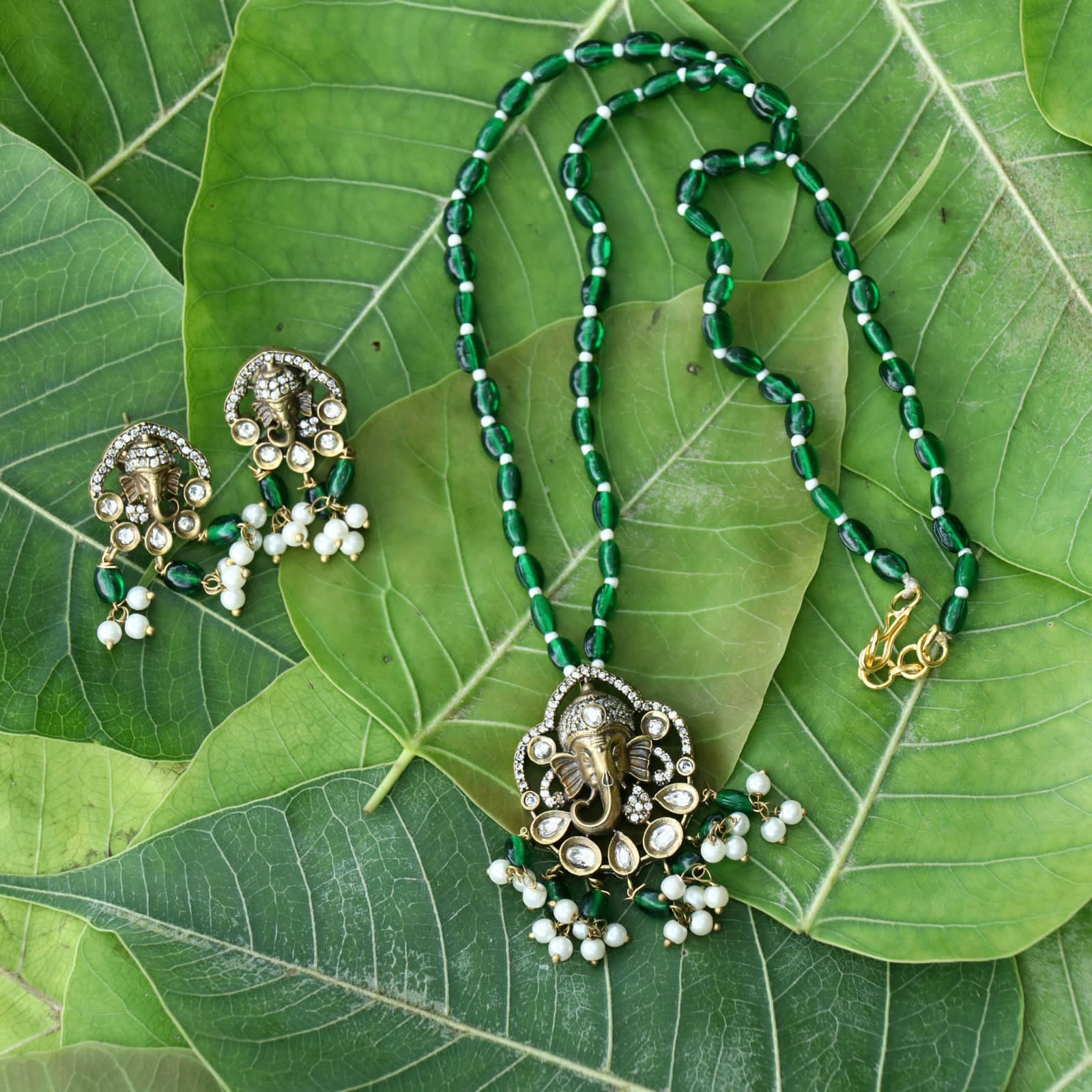 Elephant Motif Pendant Beaded Necklace